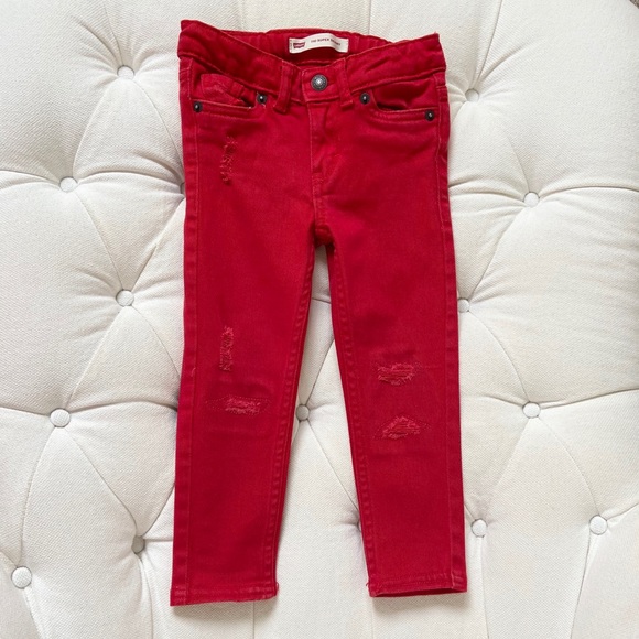Levi's Other - Levi’s 710 Super Skinny Jeans